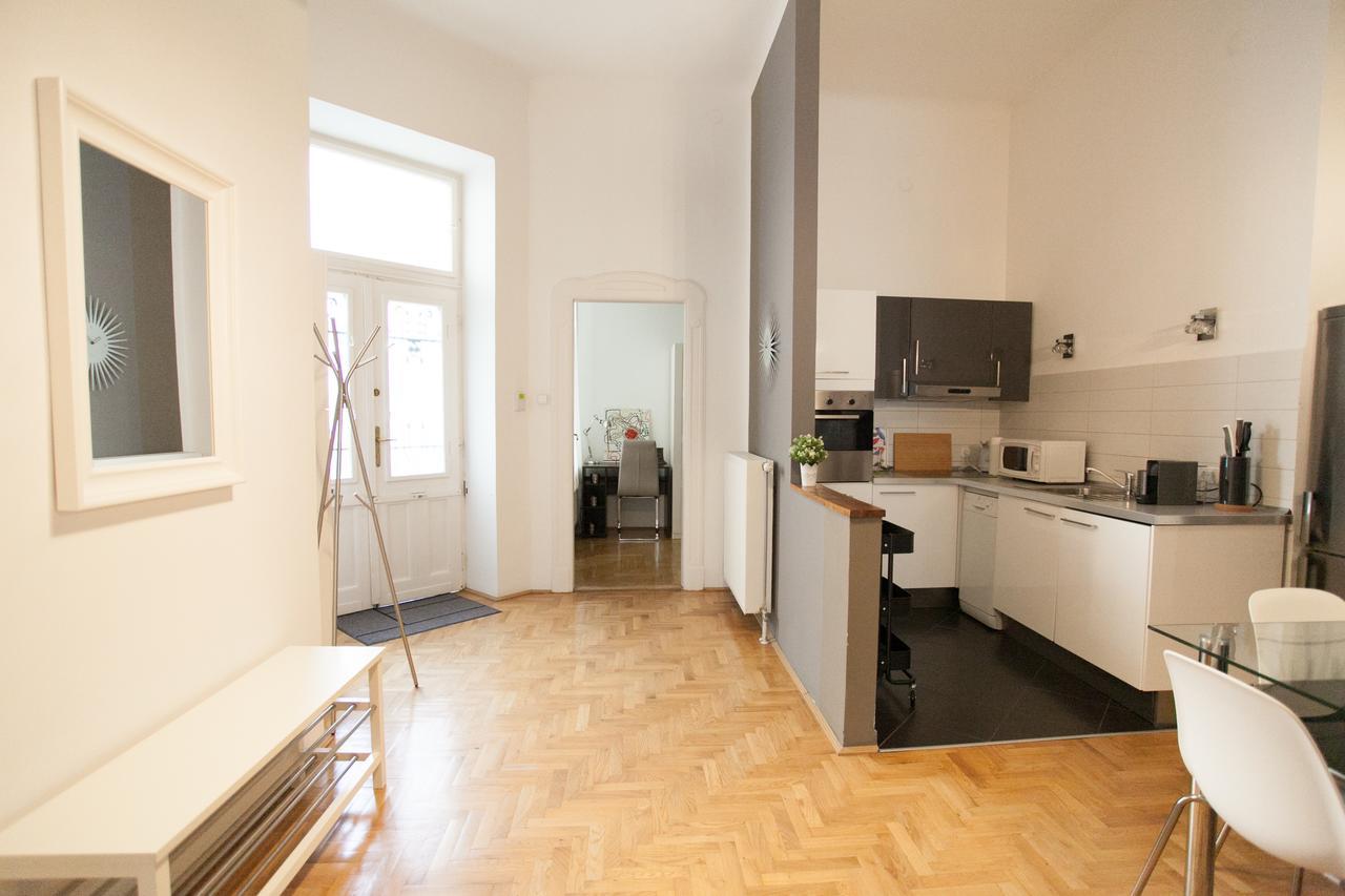 Royal Center Apartment Budapest Exterior foto